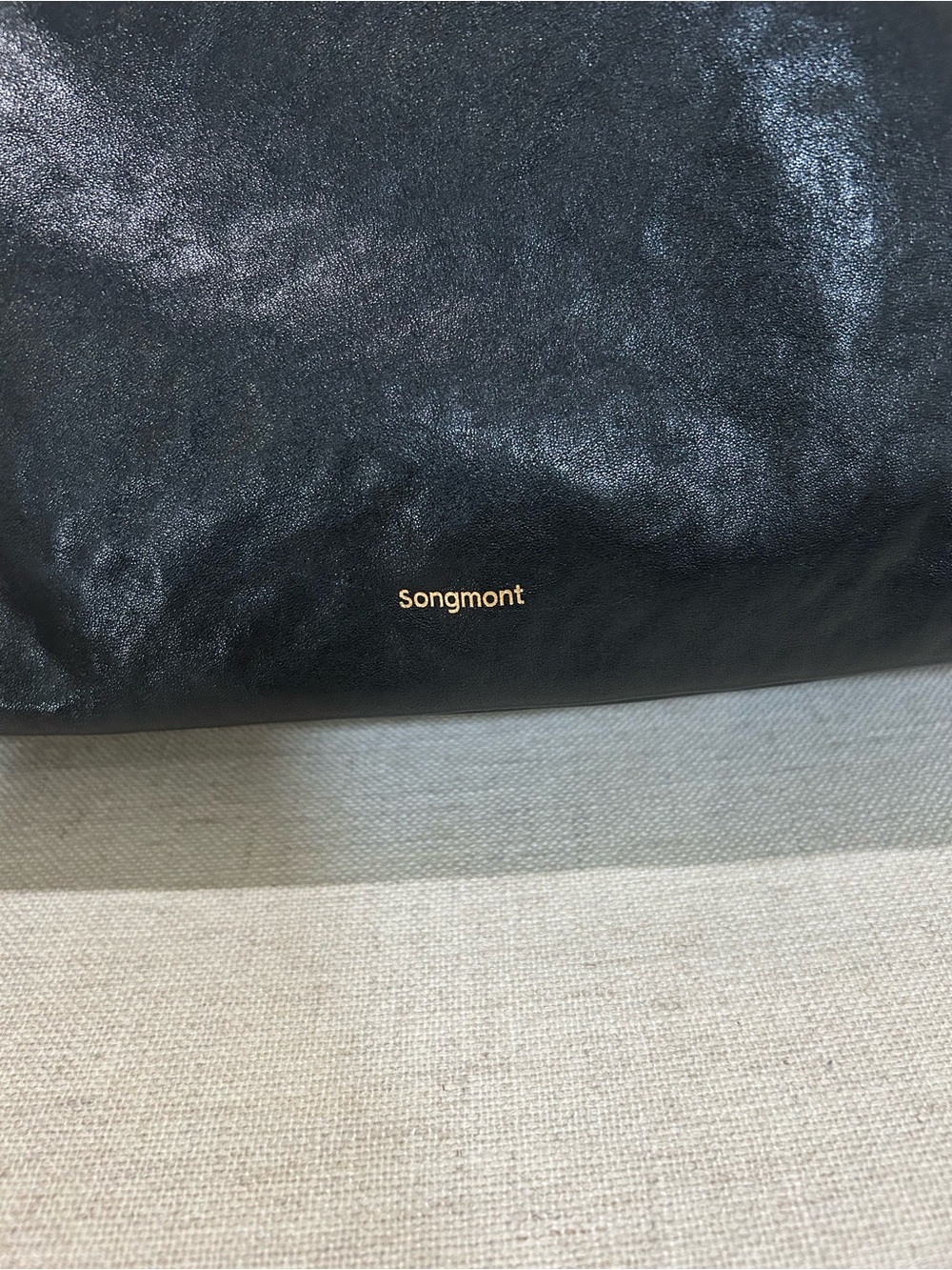 Songmont Medium Yore Hobo Bag - Onyx Black Leather ( Excellent Condition) - Picture 5 of 13